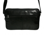 Skórzna torba na ramię z wyjmowaną kieszenią na laptopa - czarna